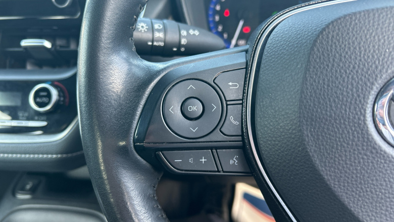 Toyota Corolla 1.8 VVT-i Hybrid Icon Tech 5dr CVT Hybrid Hatchback